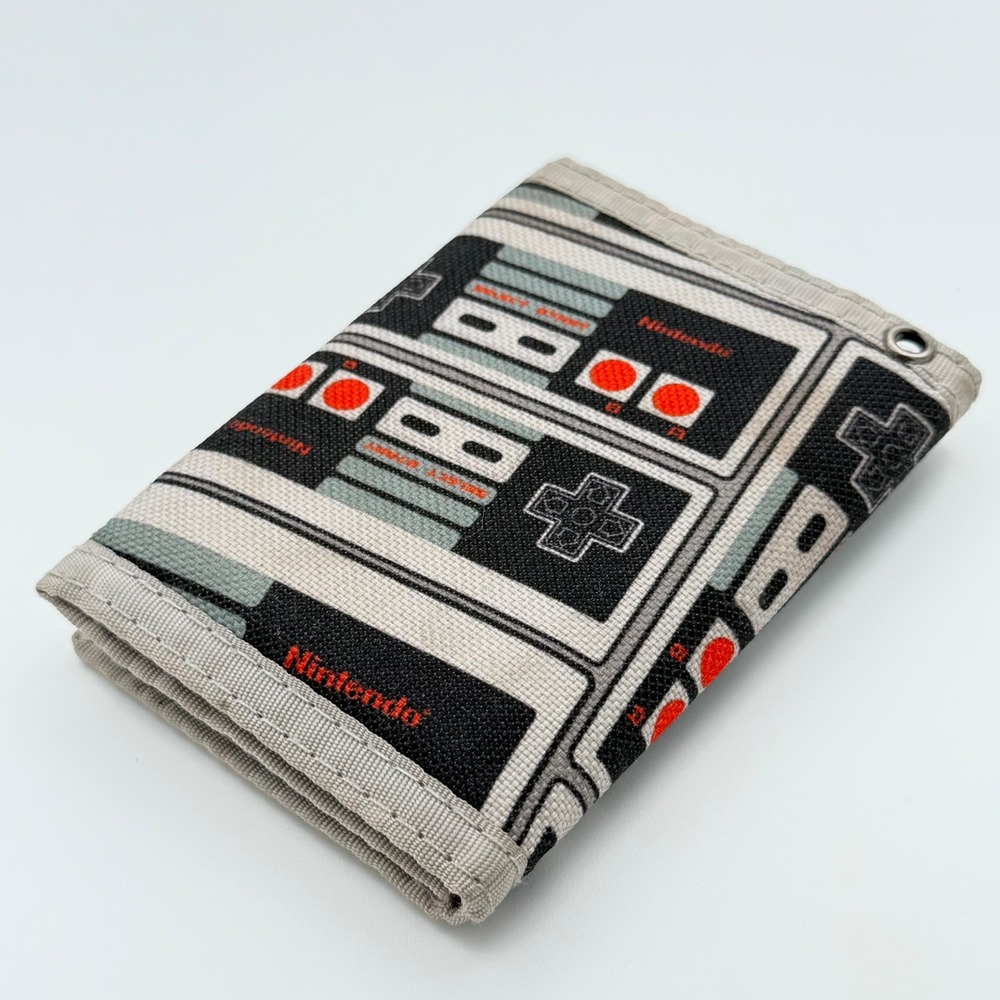 Nintendo NES Controller Canvas Trifold Wallet Ret… - image 15